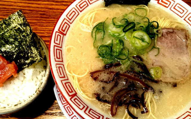 ラーメン・ライスは炭水化物のオンパレード